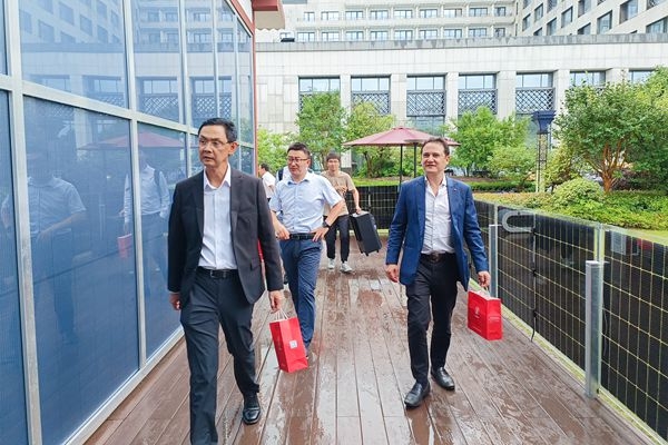 14.其他來賓參觀海螺屋2 14.其他來賓參觀海螺屋2